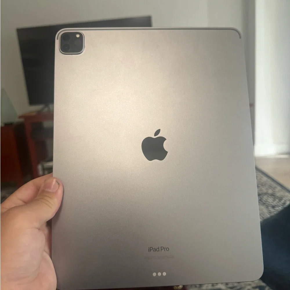 Apple iPad Pro with Gray Keyboard